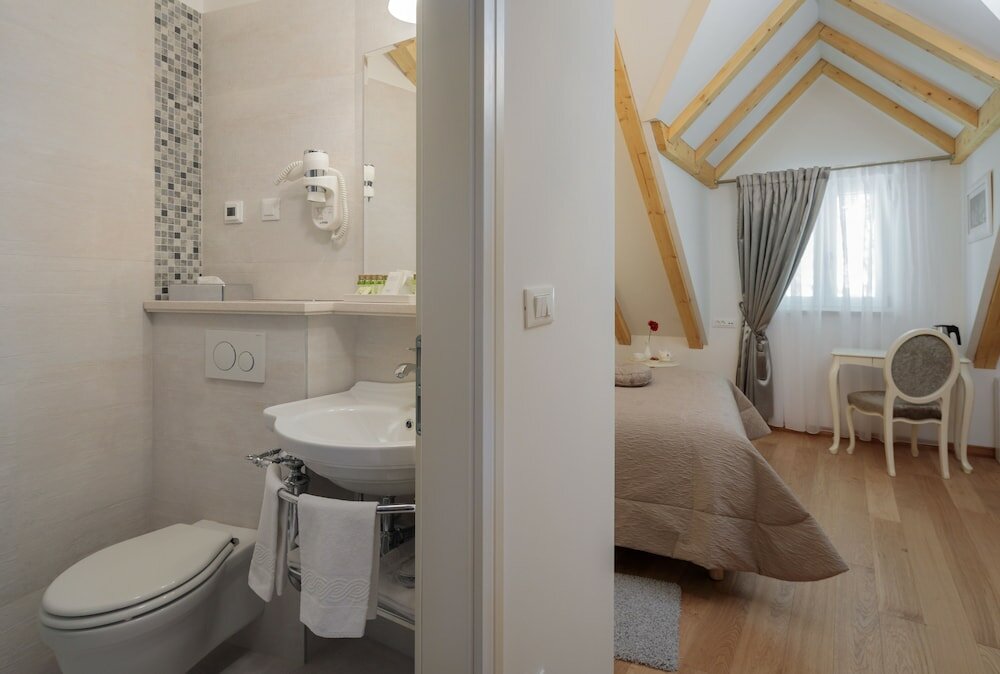 Фото Priska Heritage Rooms