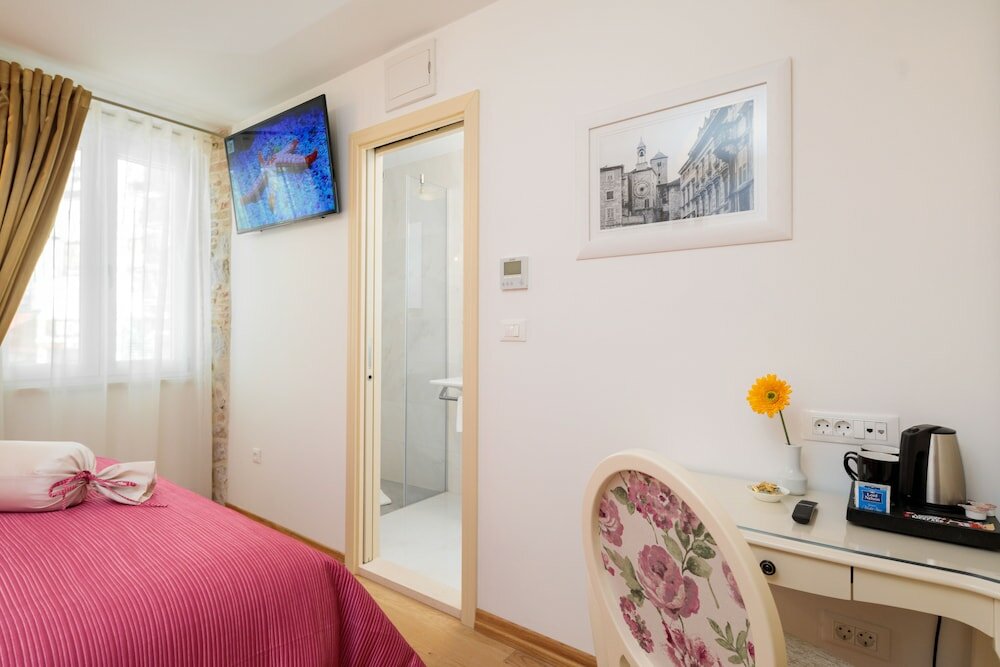 Фото Priska Heritage Rooms