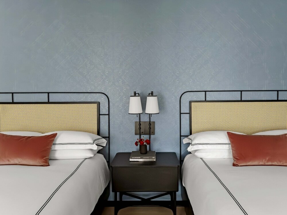 Фото Kimpton Hotel Fontenot, an Ihg Hotel