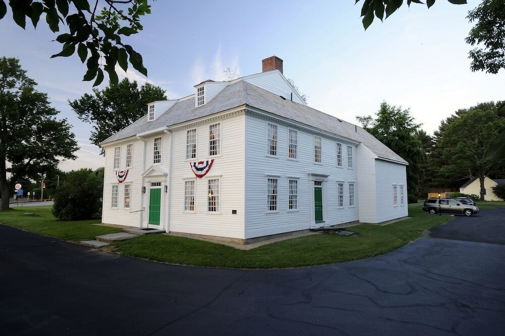Фото Old Sturbridge Inn and Reeder Family Lodges