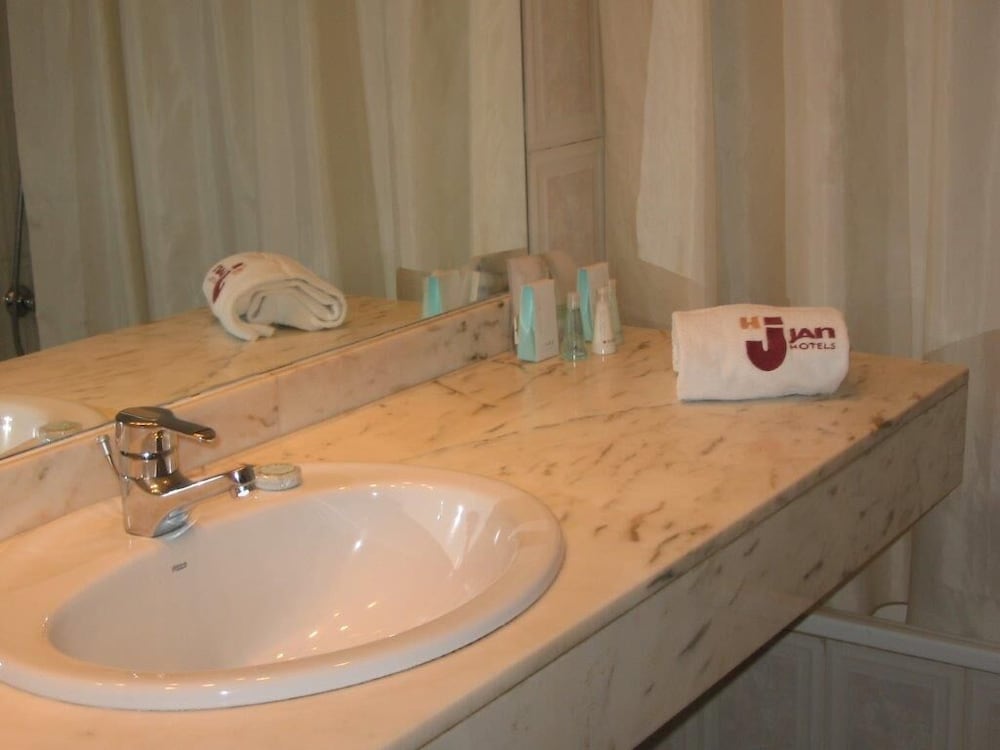 Фото Hotel President by ALEGRIA