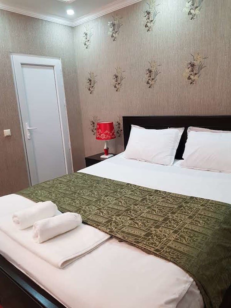 Фото Hotel Mariana