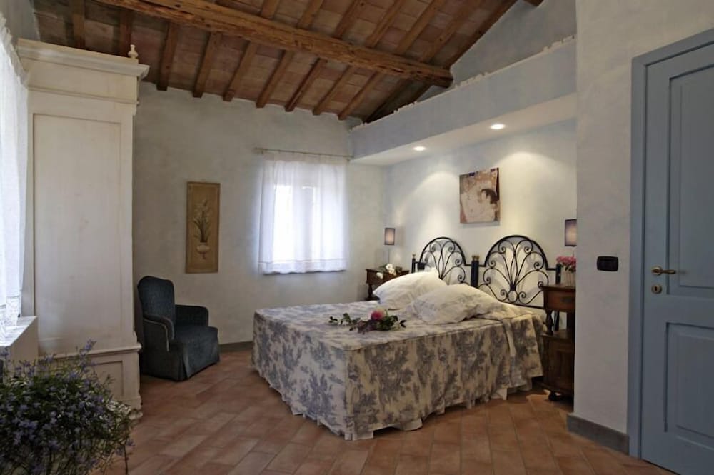 Фото Poggio Montali