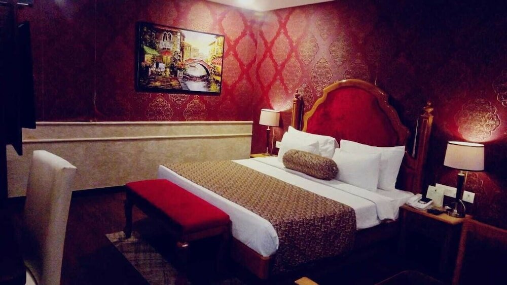 Фото Hotel Jsr Continental