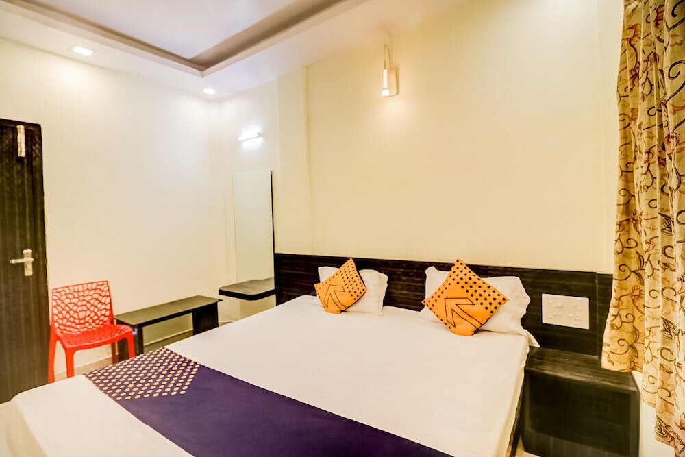 Фото Spot On 49799 New Unique Beach Inn