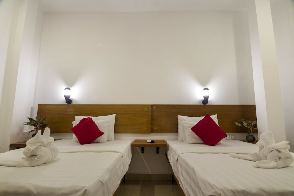 Фото Poolside Villa - Hostel