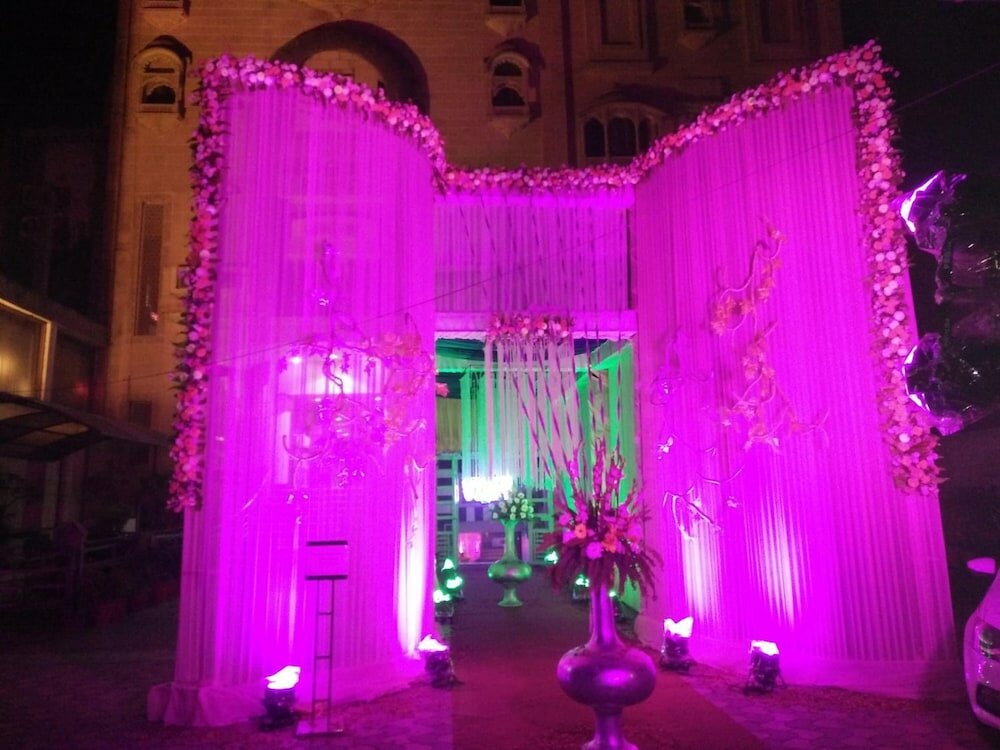 Фото Hotel Nagpal Regency