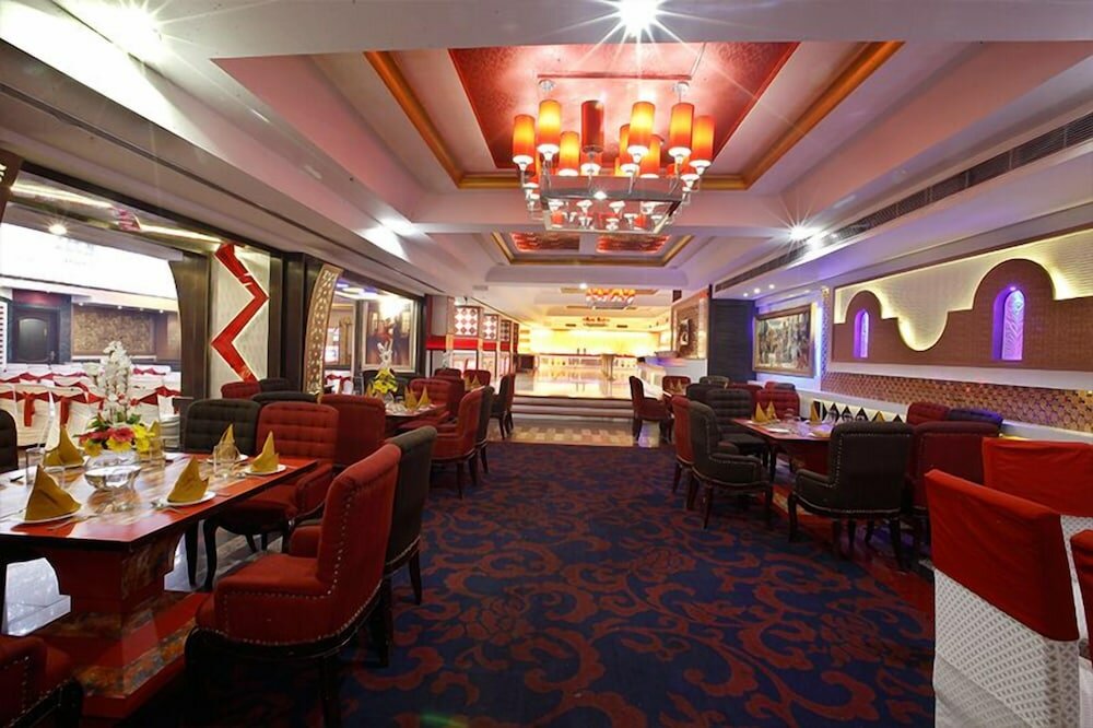 Фото Hotel Nagpal Regency