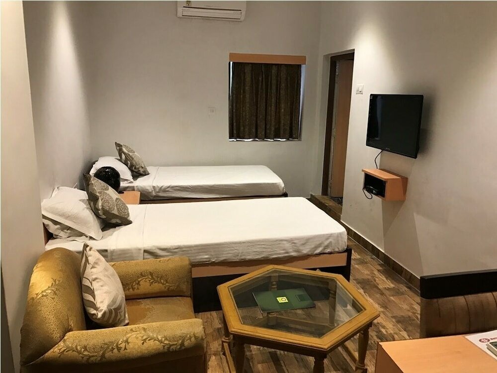 Фото Hotel Swagath