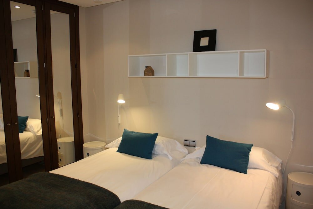 Фото 3 Bedroom Apartment With Private Pool