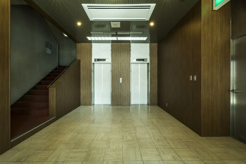 Фото Isahaya Station Hotel