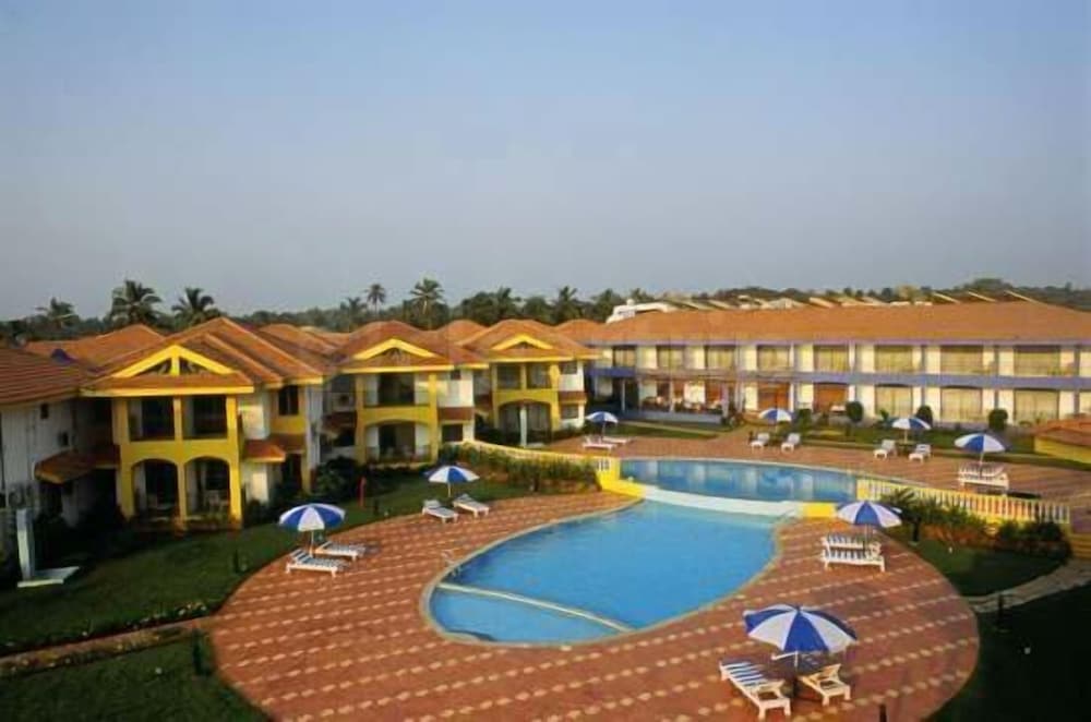 Фото Regenta Baywatch Resort Goa