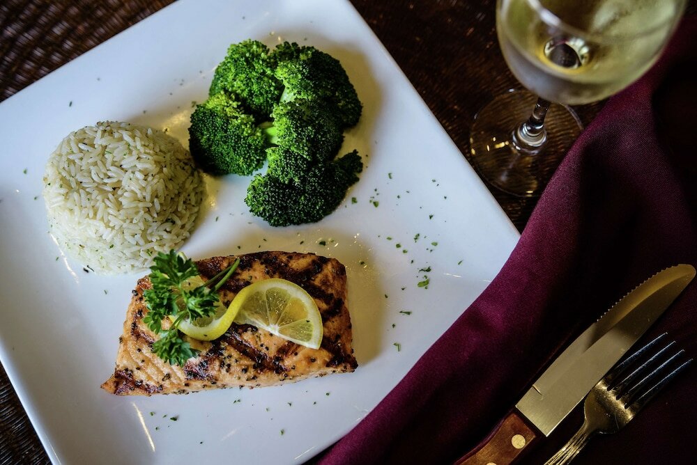 Фото Embassy Suites by Hilton Minneapolis North