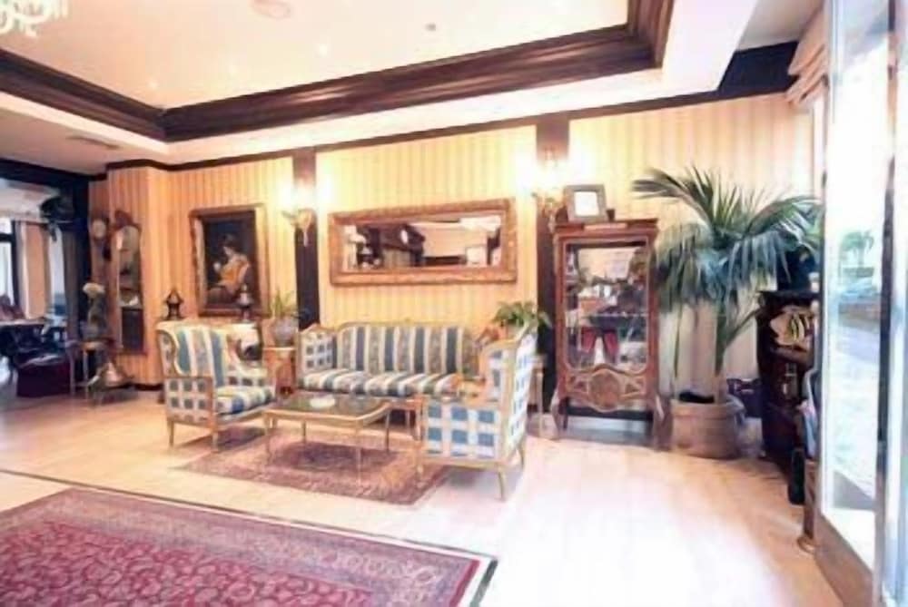 Фото Los Braseros Hotel