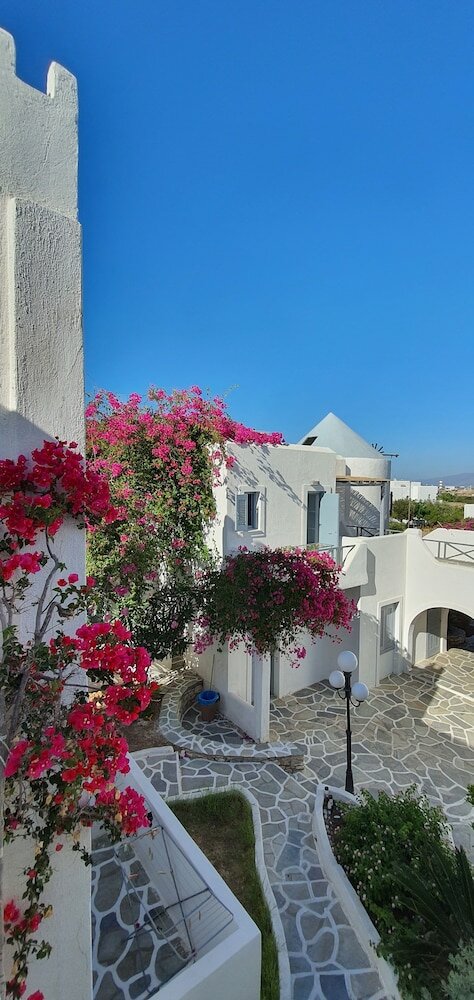 Фото Teoria Paros Matsas Windmill