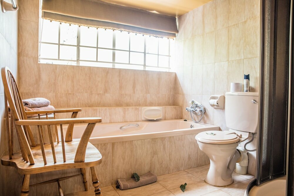 Фото 5th Avenue Gooseberry Guest House