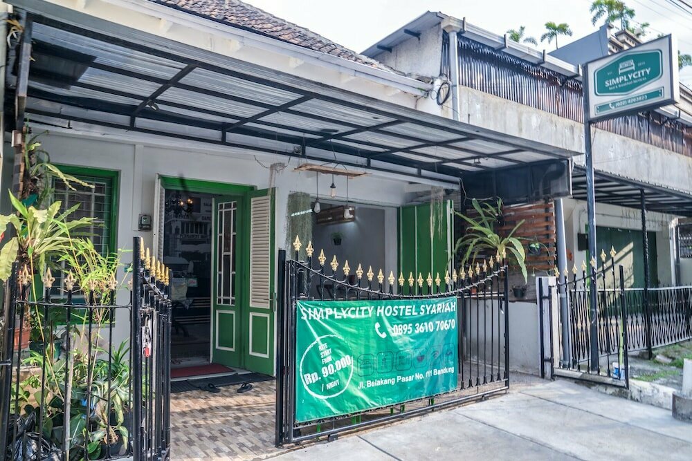 Hotel Simplycity Hostel Syariah, Bandung, photo