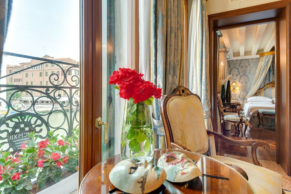 Фото Hotel Canal Grande