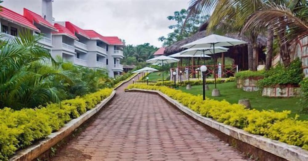 Фото Peace Valley Hotel Apartments & SPA