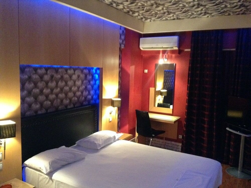 Фото Olympic Hotel – Adults Only