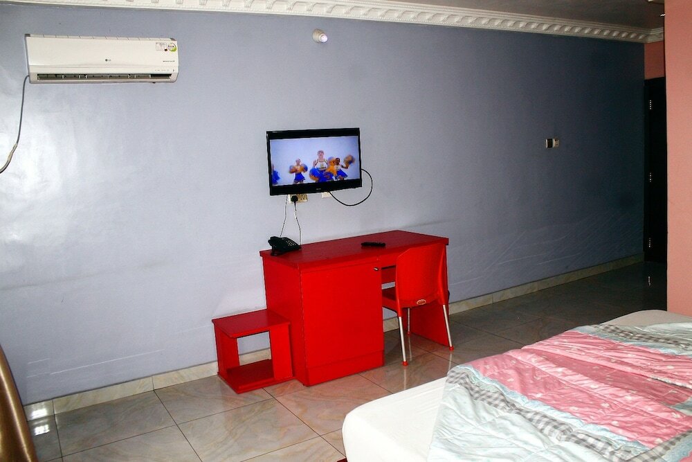 Фото Row Hotel & Suites