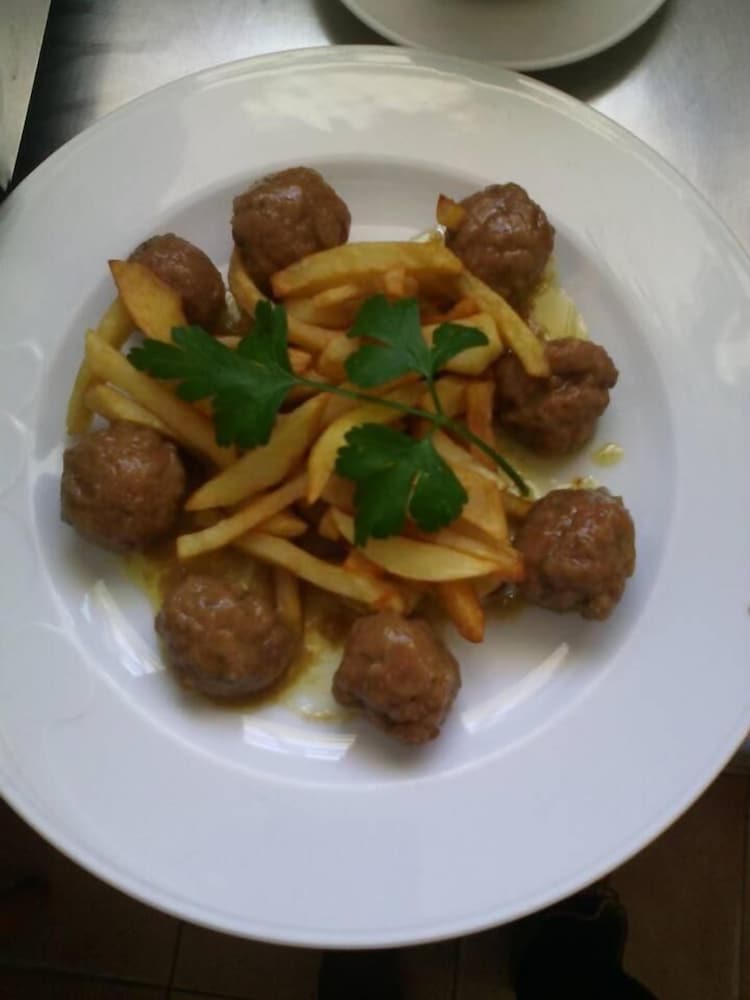 Фото Hostal Restaurante La Ilusión