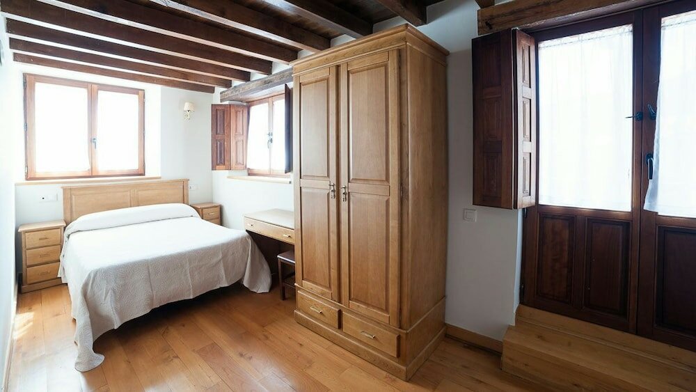 Фото El Roblón De Cabuerniga