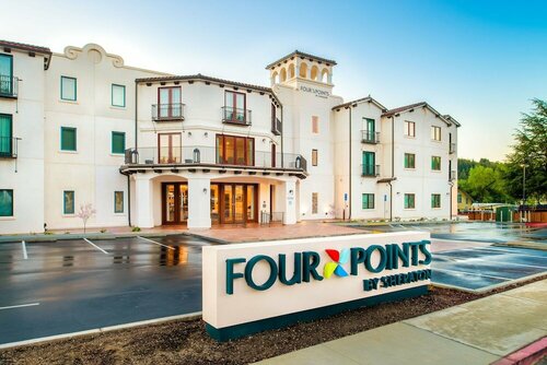 Гостиница Four Points by Sheraton Santa Cruz Scotts Valley в Скоттс Вэлли