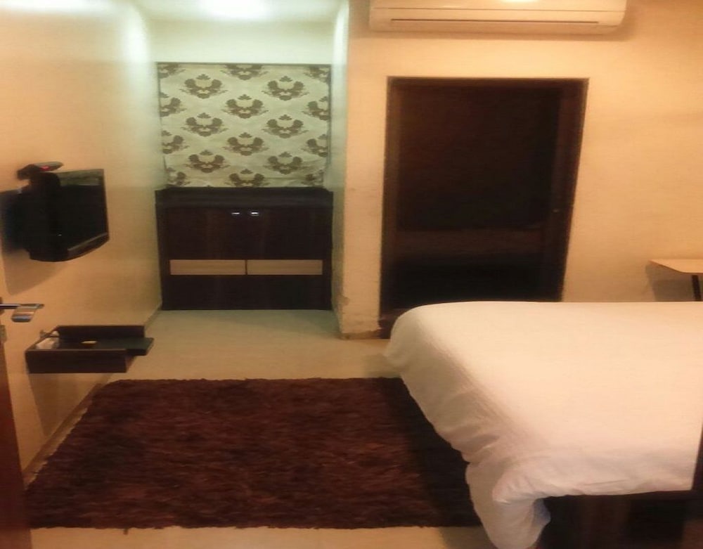 Фото Room Maangta 212 - Andheri East