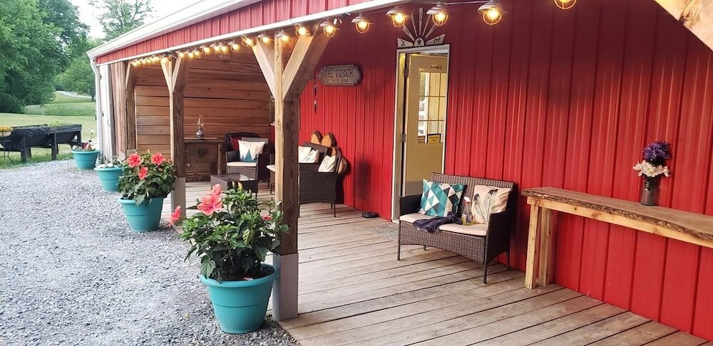 Фото Sassy Springs Retreat