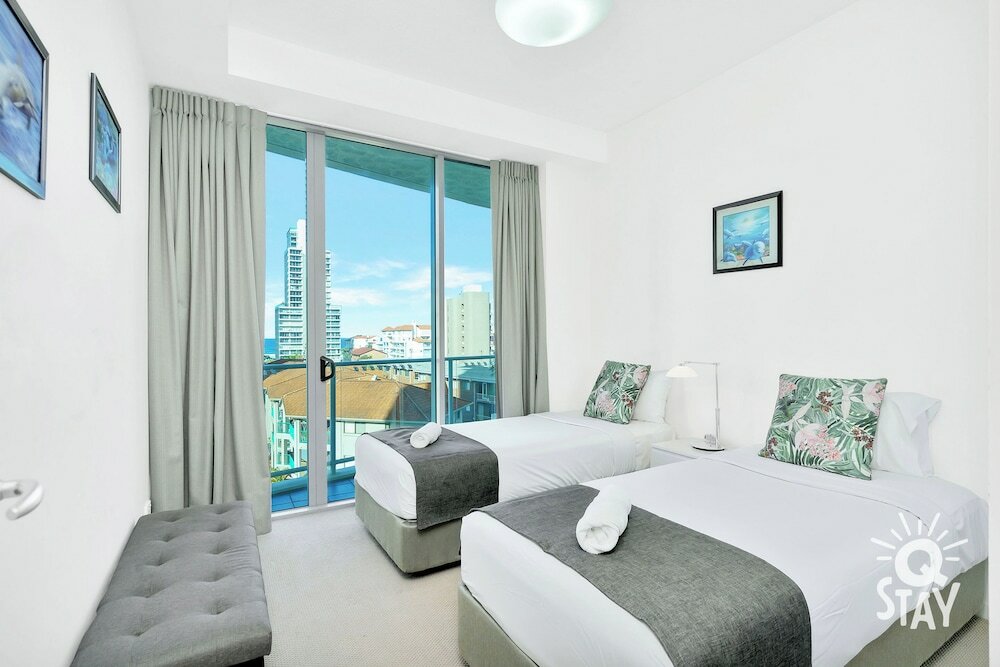 Фото Wings - Q Stay