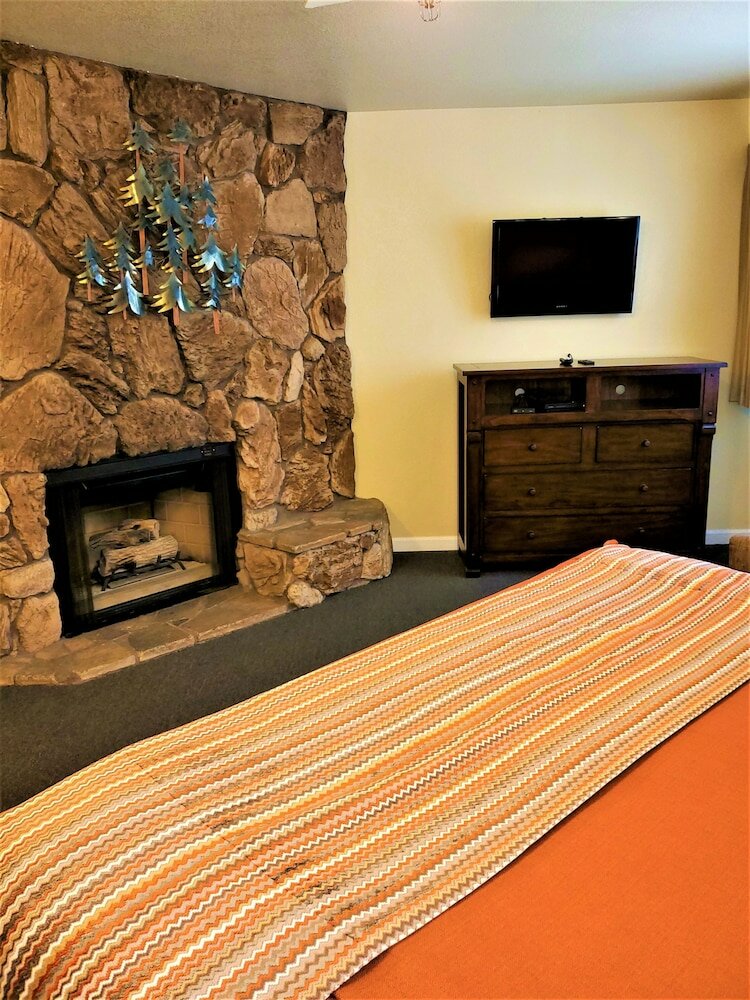 Фото Snow Lake Lodge