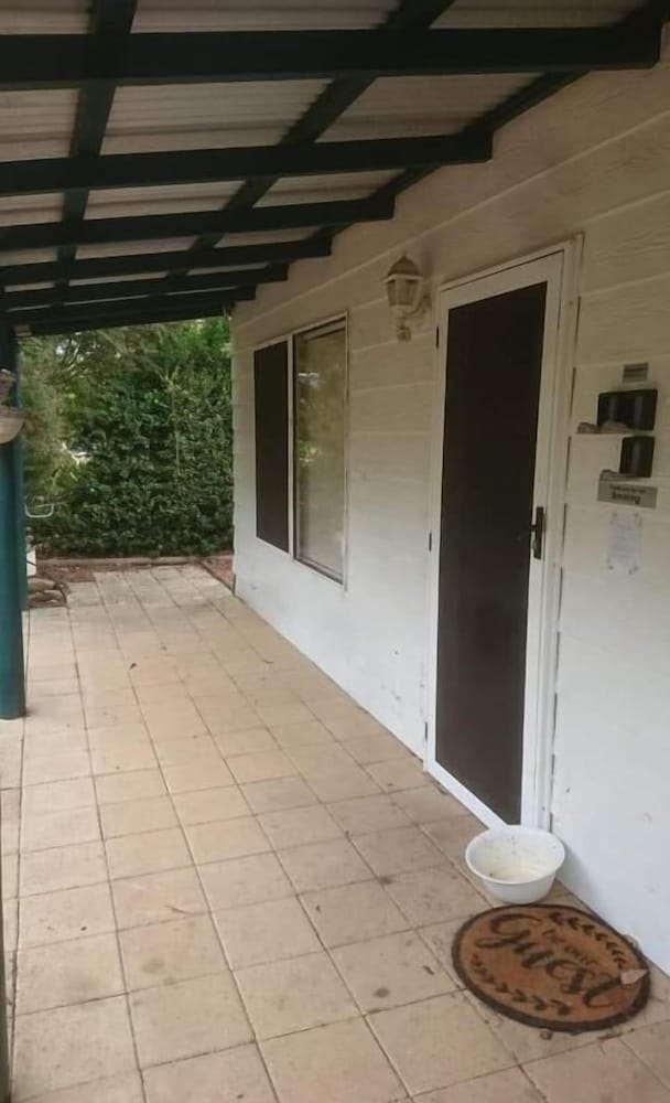 Фото The Cottage on George Street