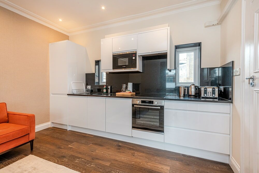 Фото Chesham Court