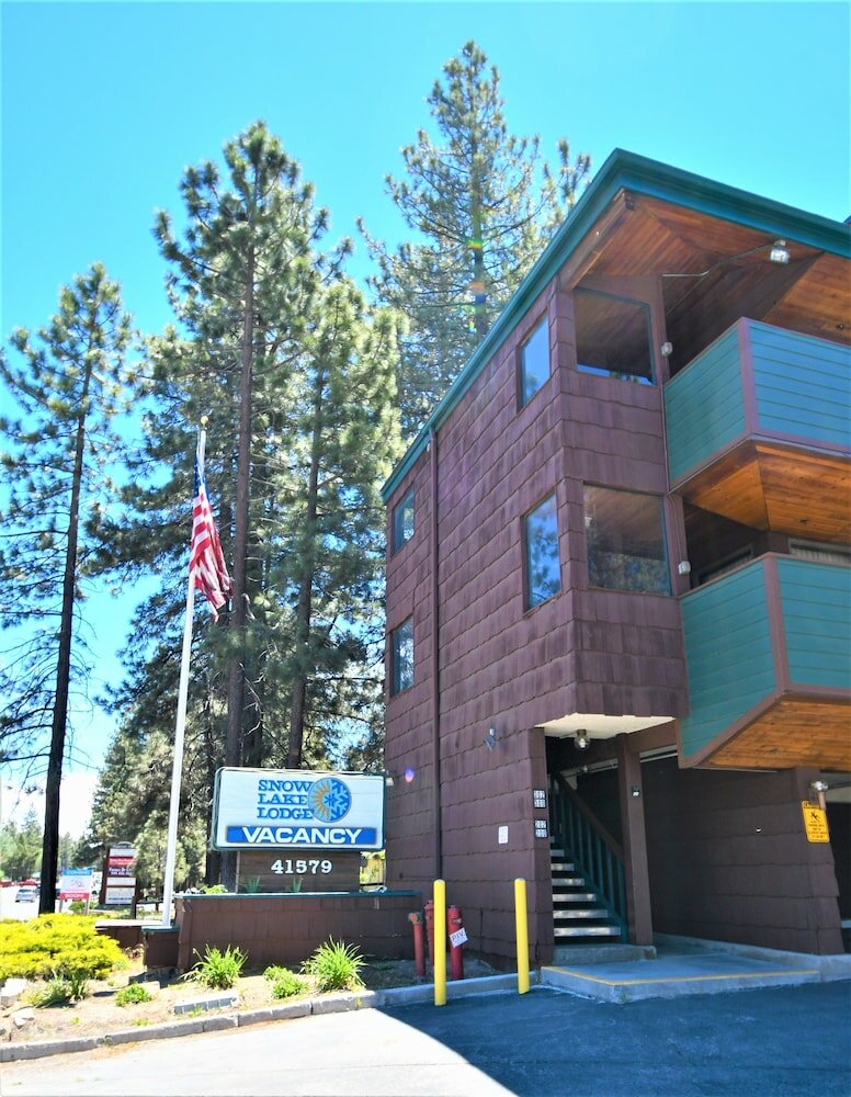 Фото Snow Lake Lodge