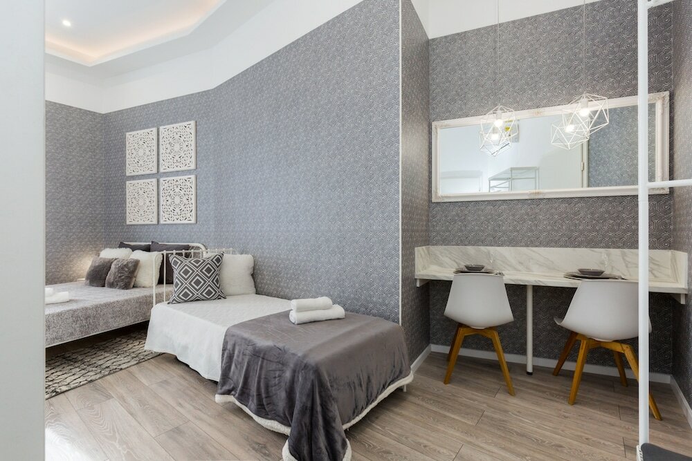 Фото Budapest Holidays Fashion