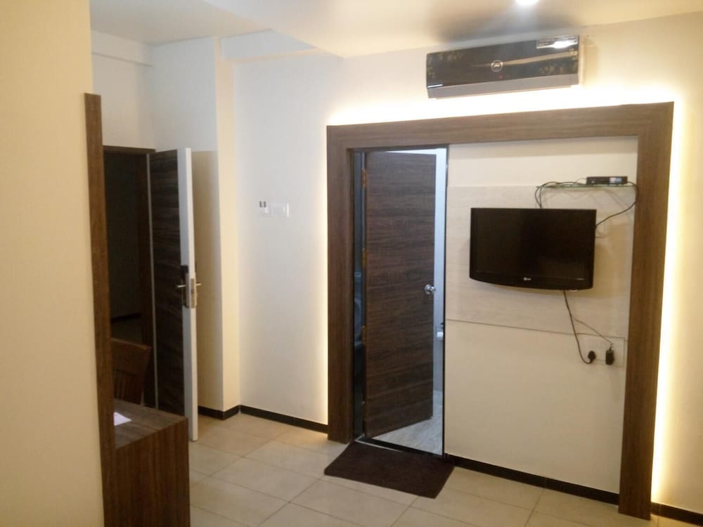 Фото Hotel Pushpak Park