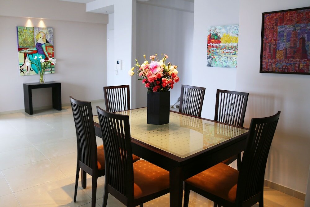 Фото Luxury With Stunning View And Parking