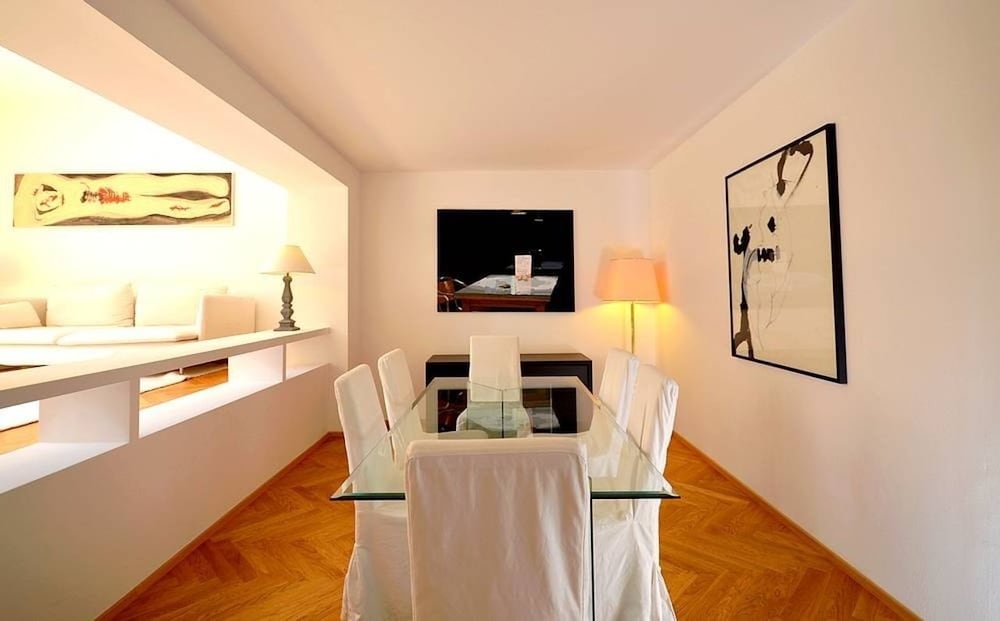 Фото Vienna Residence High-class Luxury Apartment for up to 6 Happy Guests