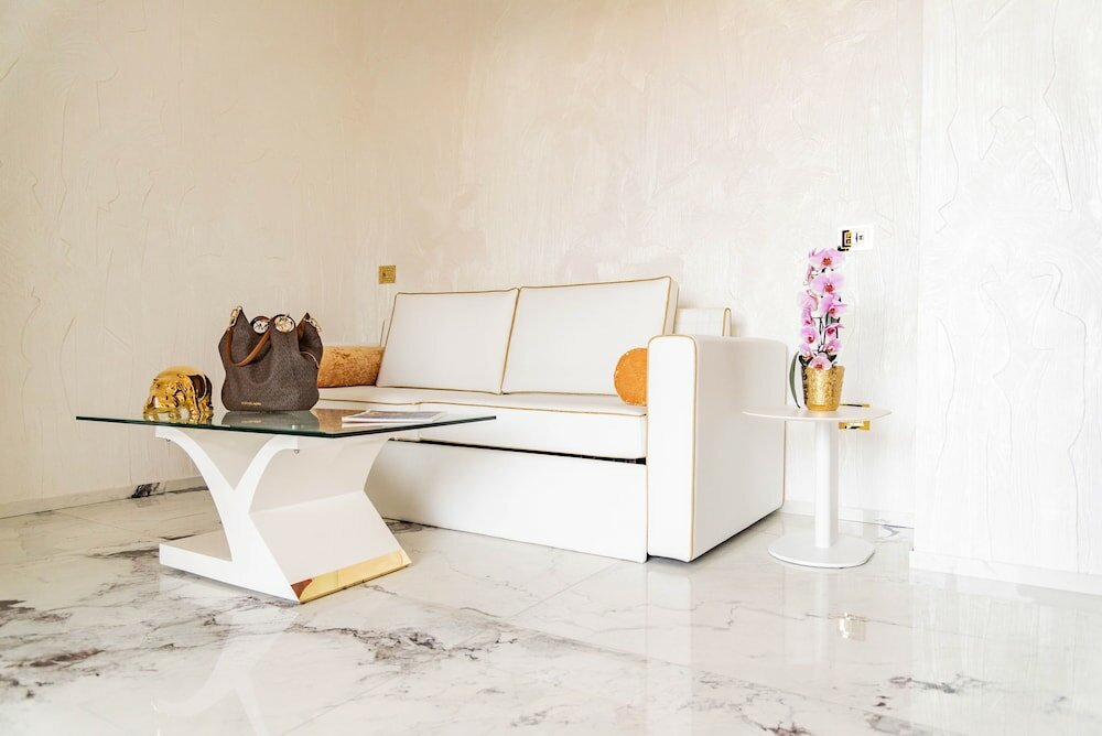 Фото The Promenade Luxury Wellness Hotel