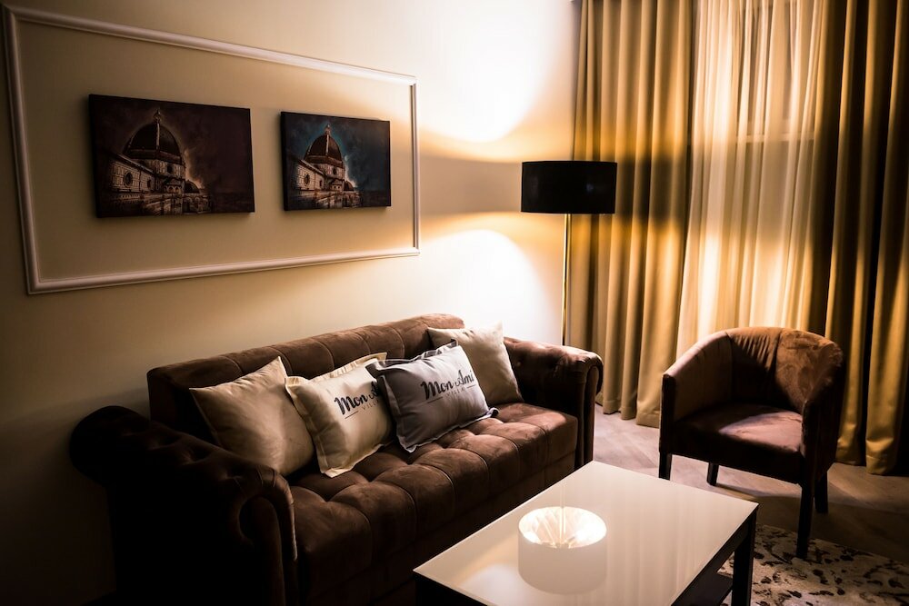 Фото Mon Ami Villa