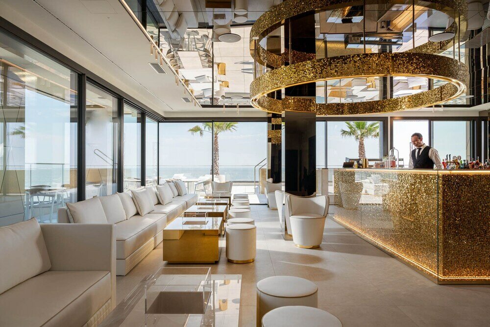 Фото The Promenade Luxury Wellness Hotel