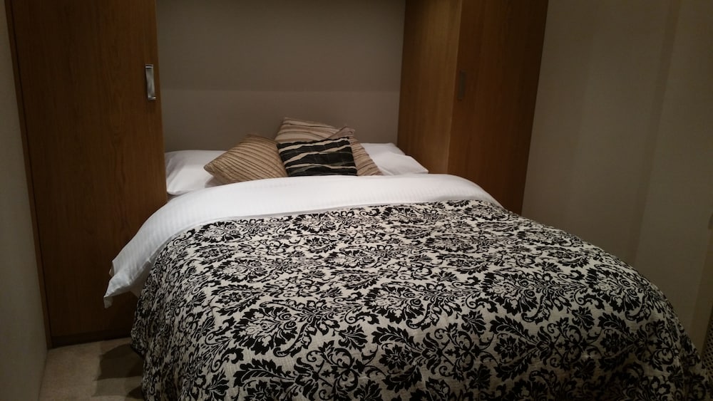 Фото Castle Luxury Apartment lll