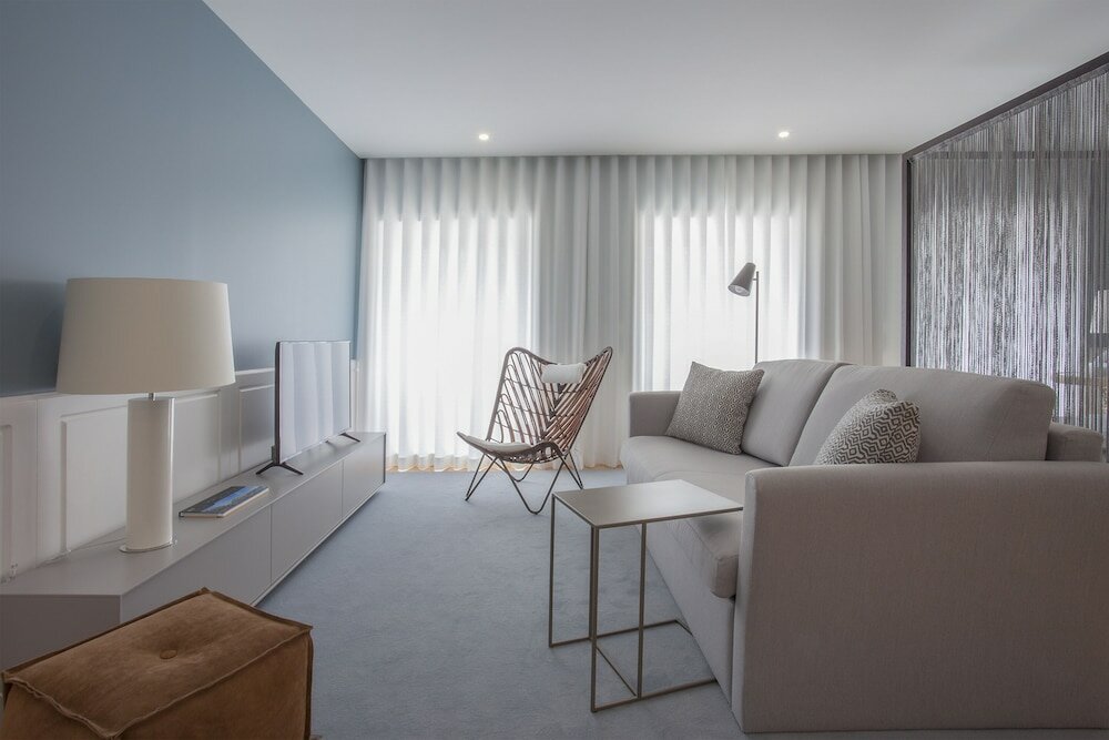 Фото Liiiving In Porto Downtown Luxury Studio