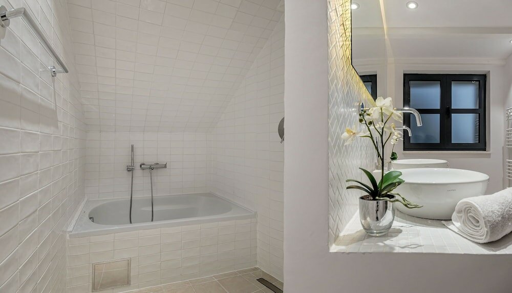 Фото Beachfront Villa Feodora Grande