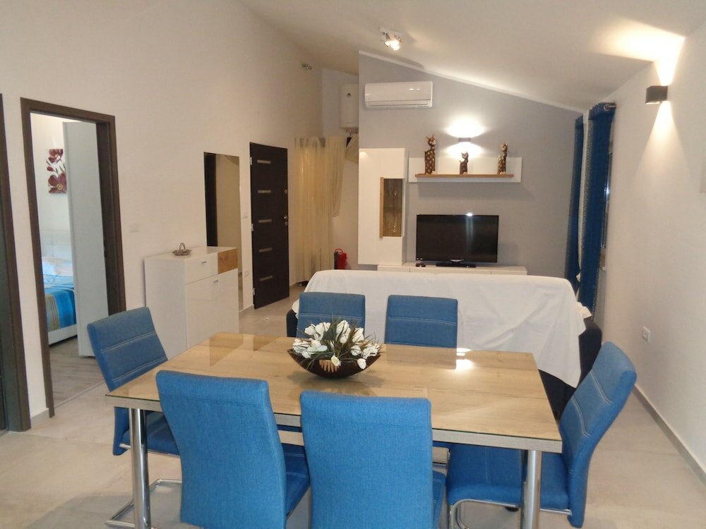 Фото Apartments Mirjana