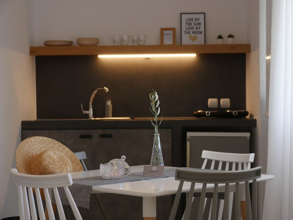 Фото Galini Rooms & Apartments Syros