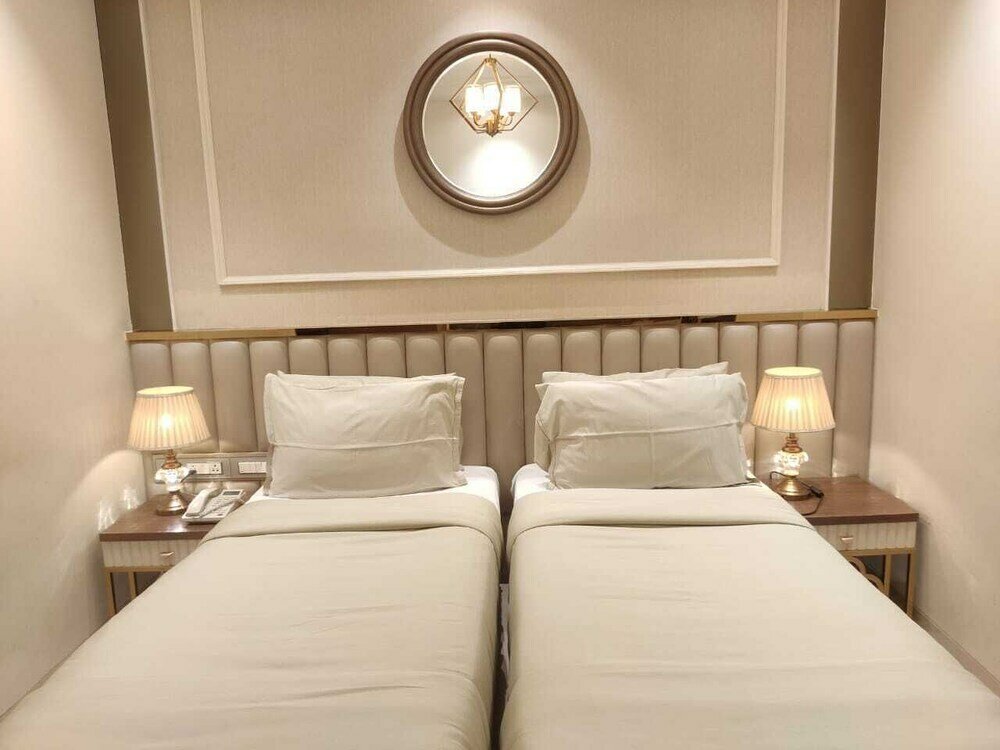 Фото Sheetal Residency