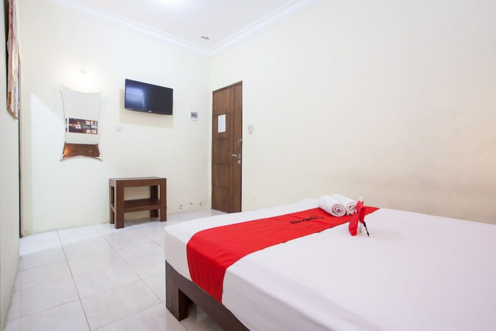 Фото RedDoorz near Marvell City Mall