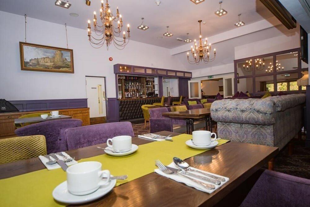 Фото Henley Hotel